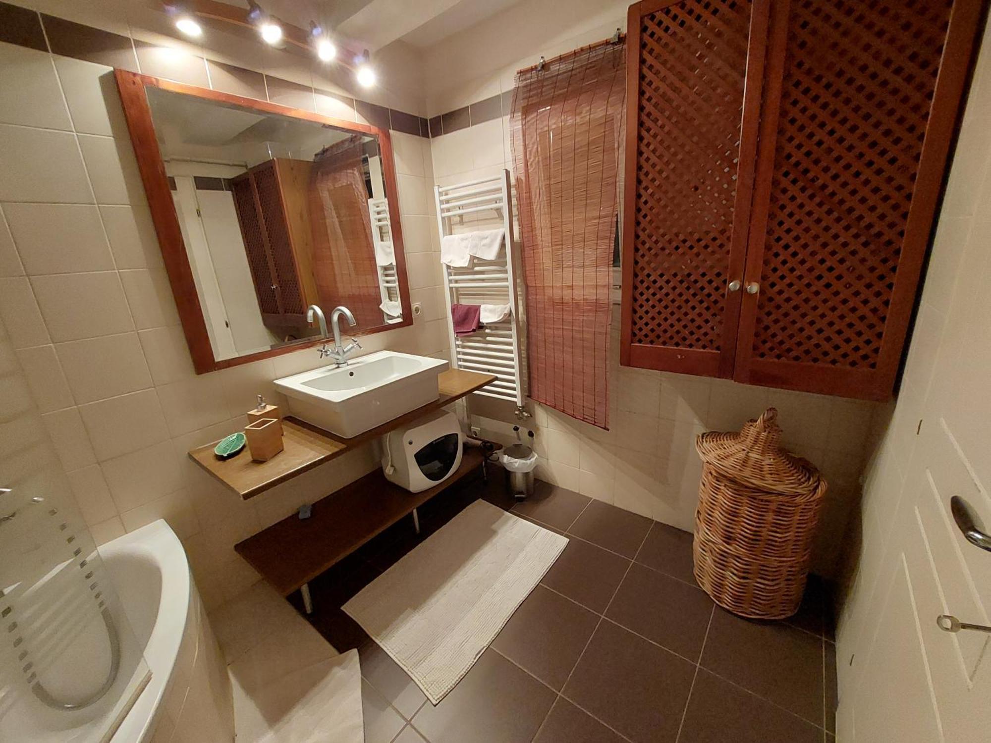 דירה Queen Zita 130 M2 Near Chain Bridge *